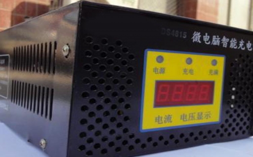 電動觀光車充電器使用和注意事項(xiàng)